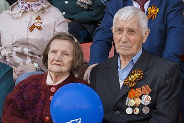 Оренбуржцы отмечают главный праздник страны
